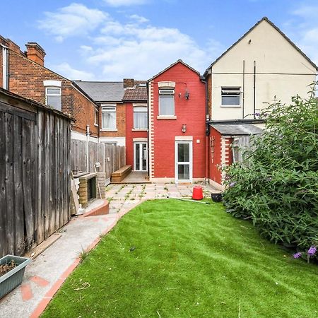 Villa The White Rose Crown, Free Parking & Wifi, 10Beds Colchester Exterior foto